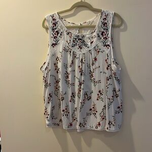 Mason & Belle Sleeveless White Floral Blouse